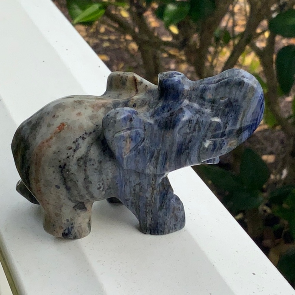 SODALITE HAND CARVED ELEPHANT